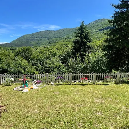 Igman - سراييفو Casa de Férias Hadžići