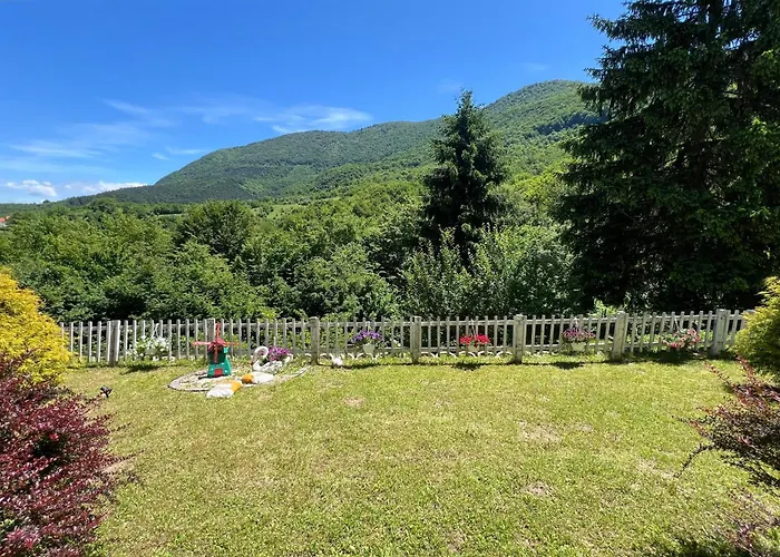 Igman - سراييفو Casa de Férias Hadžići